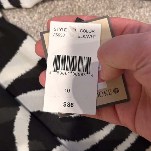 NWT Maya Brooke Women's Zebra Print Soft Duster Semi Sheer Shoulder Pads Size 10 - Picture 10 of 12